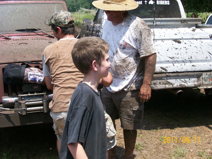 2011-Jun-11_HGR4X4_JessesBD_P1 070